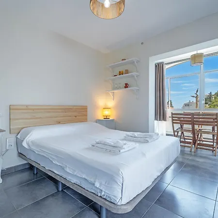 아파트 Welcs Estudio 171 Emp Con Piscina Comunitaria 로지즈